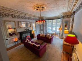 1 Bed Character Filled Glasgow Apartment